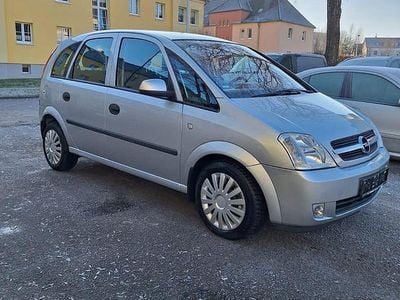 Gebraucht Opel Meriva 101 PS (74 kW) 2004 Silber Van / Kleinbus