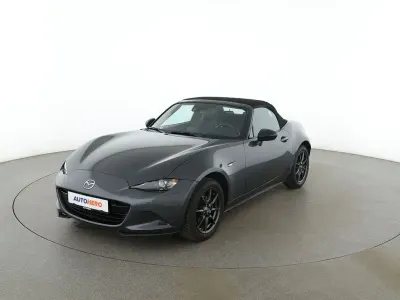 Begagnad Mazda MX5 Exclusive-Line 131 HK (96 kW) 2016 Grå Cab
