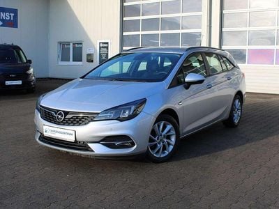 Silber Gebraucht 2020 Opel Astra Business Edition Kombi | 12.490 € (Etwas zu teuer)