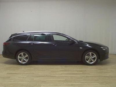Second-hand Opel Insignia Business 122 CP (89 kW) 2023 Negru Break