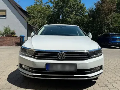 Gebraucht VW Passat Highline 190 PS (139 kW) 2018 Weiß Kombi