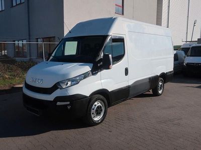 Gebraucht Iveco Daily 106 PS (77 kW) 2014 Weiß Limousine