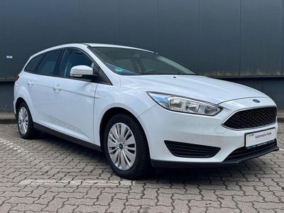 Gebraucht Ford Focus 101 PS (74 kW) 2017 Weiß Limousine