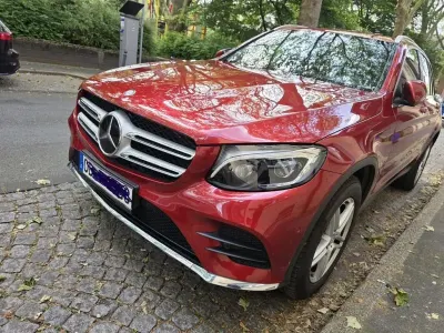 Gebraucht Mercedes GLC250 211 PS (155 kW) 2016 Rot SUV