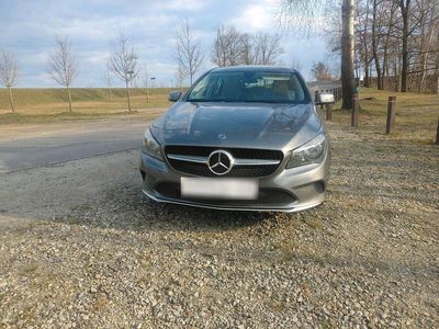 Gebraucht Mercedes CLA200 154 PS (113 kW) 2017 Grau Limousine