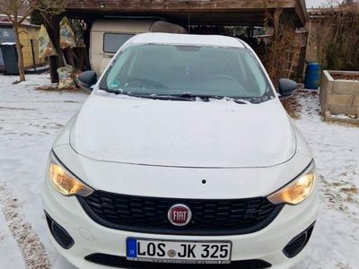 Gebraucht Fiat Tipo Street 95 PS (69 kW) 2019 Weiß Limousine
