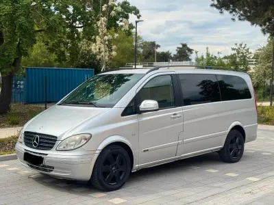 Używany Mercedes Viano 204 KM (150 kW) 2010 Srebrny Minivan