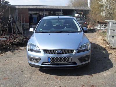 Gebraucht Ford Focus 95 PS (69 kW) 2006 Blau Limousine