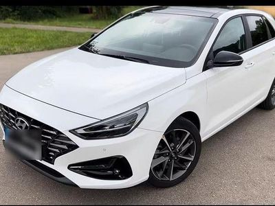 Gebraucht Hyundai i30 Edition 30+ 116 PS (85 kW) 2021 Weiß Limousine