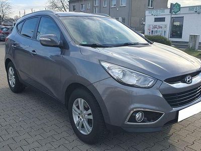 Gebraucht Hyundai ix35 Style 163 PS (119 kW) 2012 Grau SUV