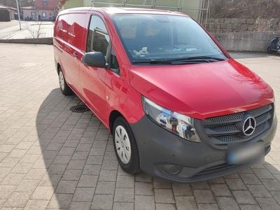 Brugt Mercedes Vito 136 HK (100 kW) 2020 Rød Van