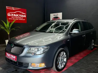Gebraucht Skoda Superb Family 160 PS (117 kW) 2012 Grau Kombi