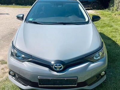 Usata Toyota Auris Style 136 CV (100 kW) 2019 Grigio Utilitaria