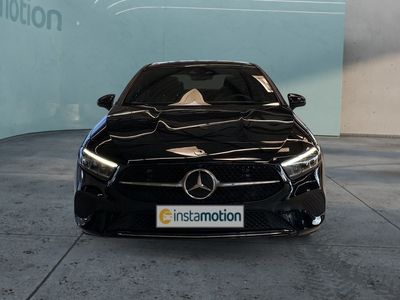 Gebraucht Mercedes A200 Advanced 163 PS (119 kW) 2024 Schwarz Limousine