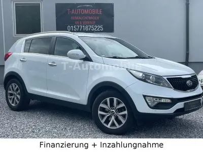 Gebraucht Kia Sportage FIFA World Cup Edition 135 PS (99 kW) 2015 Weiß SUV