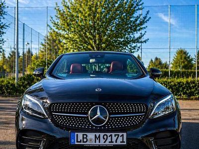 Usata Mercedes C300 AMG 258 CV (189 kW) 2019 Nero Cabrio