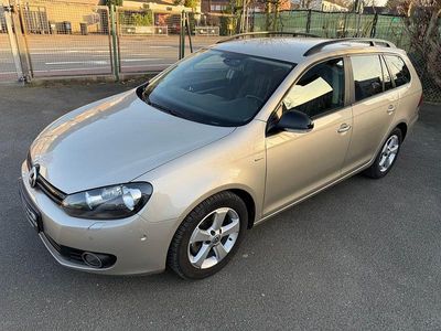 Usado VW Golf VII Match 122 HP (89 kW) 2013 Cinzento Carrinha