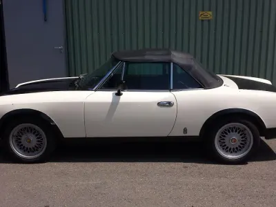 Gebraucht Fiat 124 Spider 105 PS (77 kW) 1982 Weiß Cabrio