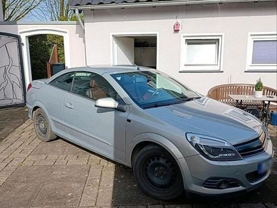 Gebraucht Opel Astra Cabriolet 140 PS (102 kW) 2007 Silber Cabrio
