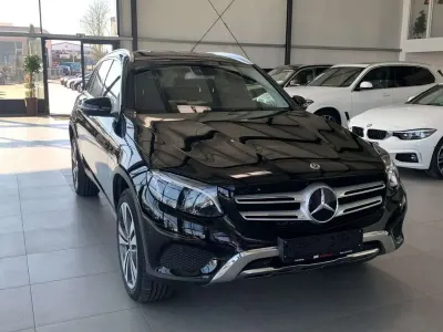 Używany Mercedes GLC350 320 KM (235 kW) 2017 Czarny SUV