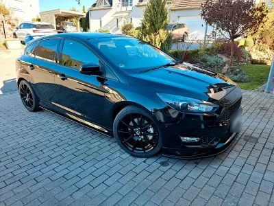Brugt Ford Focus ST-Line 182 HK (133 kW) 2018 Sort Sedan