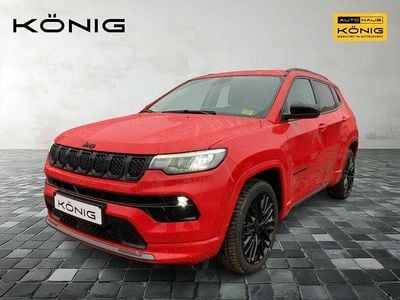Gebraucht Jeep Compass Altitude 131 PS (96 kW) 2023 Rot SUV