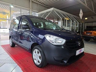 Blau Gebraucht 2015 Dacia Dokker Ambiance Van / Kleinbus | 6.800 € (Fairer Preis)