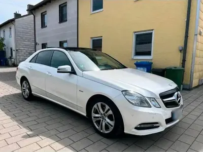 Brugt Mercedes E220 Avantgarde 177 HK (130 kW) 2012 Andere farben Sedan