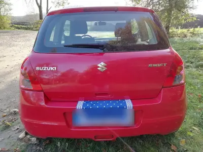 Gebraucht Suzuki Swift 92 PS (67 kW) 2009 Rot Kleinwagen