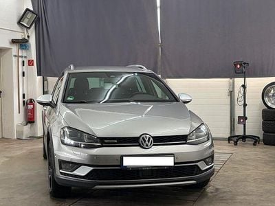 Gebraucht VW Golf Alltrack 150 PS (110 kW) 2015 Silber Kombi