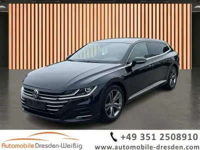 Gebraucht VW Arteon R-line 200 PS (147 kW) 2023 Schwarz deep black perleffekt (metallic) Kombi