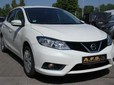Gebraucht Nissan Pulsar N-Connecta 116 PS (85 kW) 2018 Weiß Kleinwagen