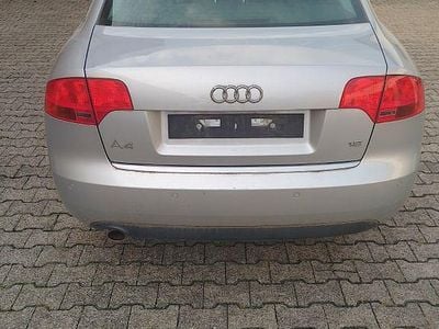Gebraucht Audi A4 102 PS (75 kW) 2008 Grau Limousine