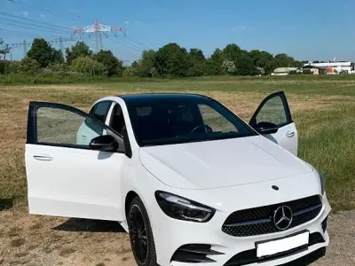 Gebraucht Mercedes B250e AMG line 163 PS (119 kW) 2024 Weiß Van / Kleinbus