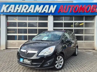 Gebraucht Opel Meriva Design Edition 120 PS (88 kW) 2012 Schwarz Van / Kleinbus