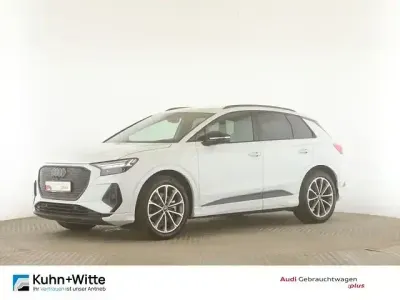 Gebraucht Audi Q4 e-tron S-Line 150 kW (204 PS) 2023 Gletscherweiß metallic SUV