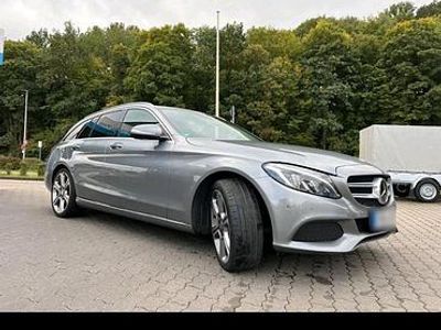 Gebraucht Mercedes C250 204 PS (150 kW) 2015 Grau Kombi