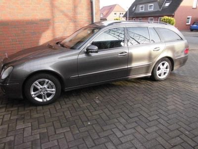 Gold Gebraucht 2007 Mercedes E280 Kombi | 7.999 € (Teuer)