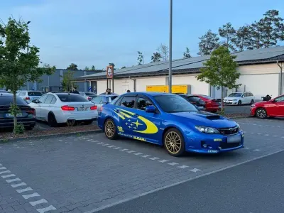 Usata Subaru WRX STI Sport 300 CV (220 kW) 2012 Blu Berlina