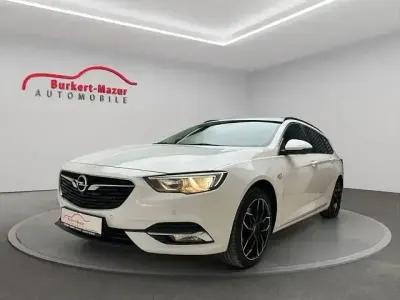 Używany Opel Insignia Business Edition 170 KM (125 kW) 2019 Biały Kombi