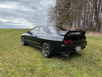 Second-hand Nissan Skyline 215 CP (158 kW) 1989 Negru Coupe