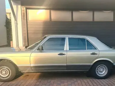 Gebraucht Mercedes 280 SE 185 PS (136 kW) 1983 Grün Limousine