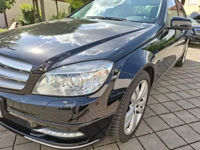 Gebraucht Mercedes C200 Avantgarde 184 PS (135 kW) 2011 Schwarz Limousine