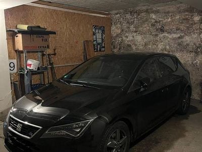 Schwarz Gebraucht 2019 Seat Leon FR Limousine | 17.900 € (Fairer Preis)