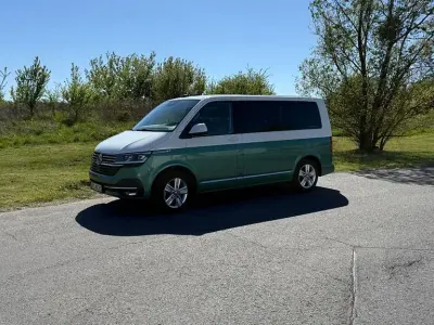 Brugt VW T6.1 Generation Six 150 HK (110 kW) 2021 Grøn Van