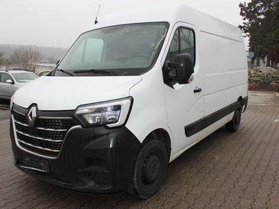 Weiß Gebraucht 2021 Renault Master Komfort Van / Kleinbus | 13.990 €