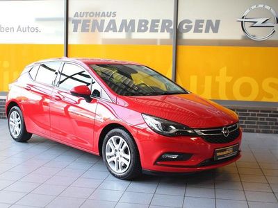 Gebraucht Opel Astra Innovation 160 PS (117 kW) 2017 Rot Limousine