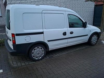 Gebraucht Opel Combo 75 PS (55 kW) 2011 Weiß Abholung