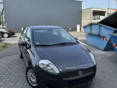 Usata Fiat Grande Punto Dynamic 65 CV (47 kW) 2009 Utilitaria