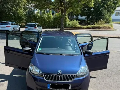 Gebraucht Skoda Citigo Active 60 PS (44 kW) 2015 Blau Kleinwagen